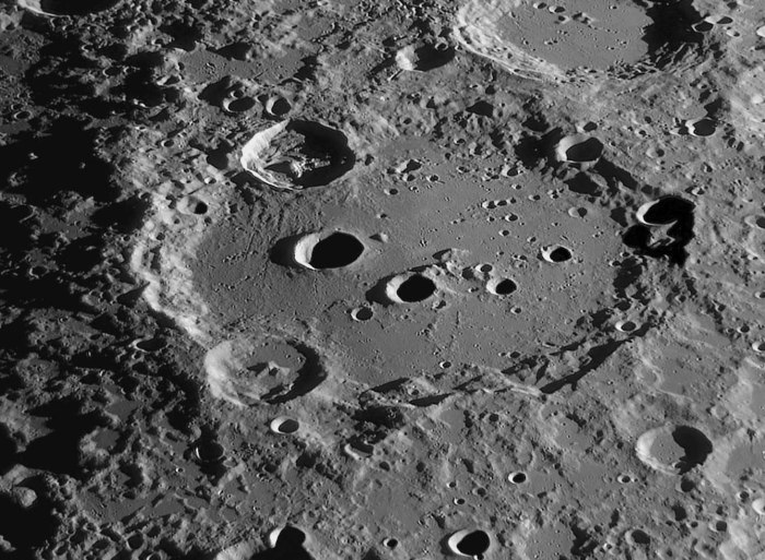 Море Смита на Луне