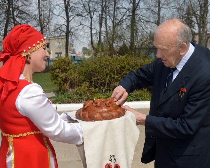 Космонавт Елисеев в Жиздре