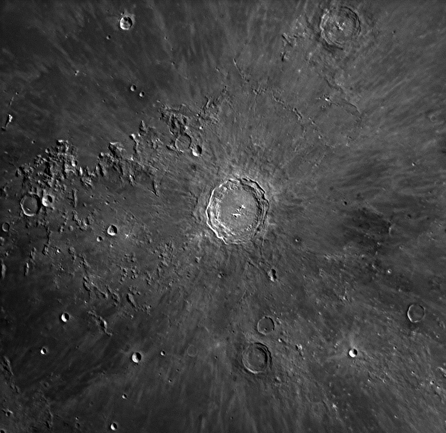 Кратер Коперник. Коперник (лунный кратер). Кратер Коперник на Луне. Оппенгеймер (лунный кратер).