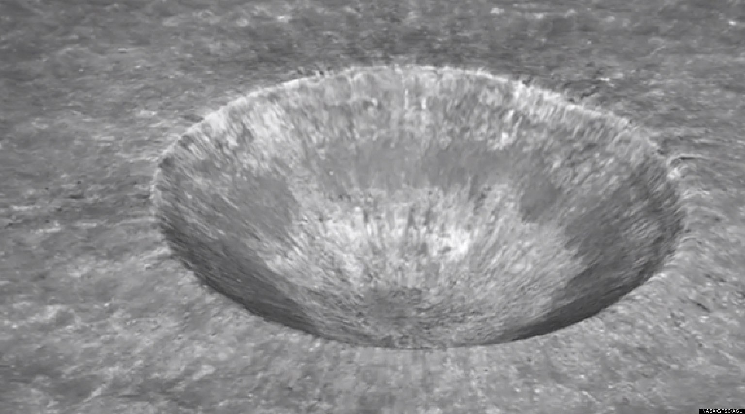 Большой кратер луны. Кратер Эйткен. Дедал (лунный кратер). Эйткен кратер на Луне. Кратер Байи.