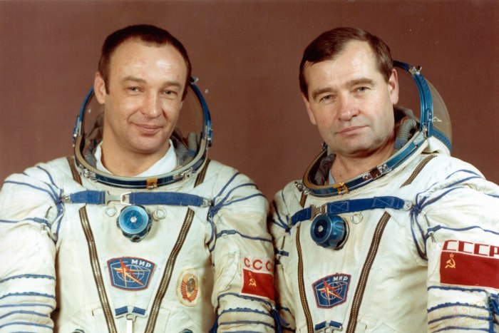 Женщины космонавты Клоди Эньер