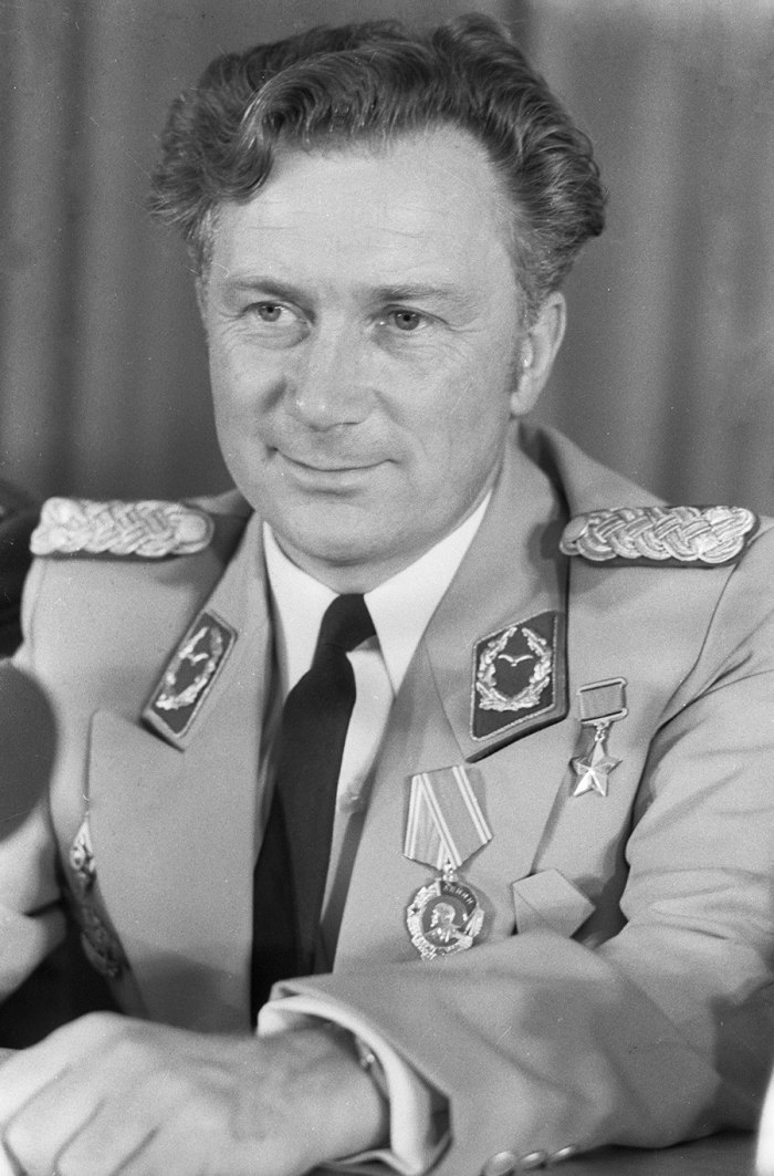 Валерий Быковский и Зигмунд йен