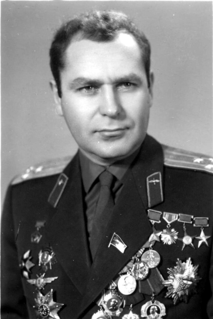 Герман Титов космонавт