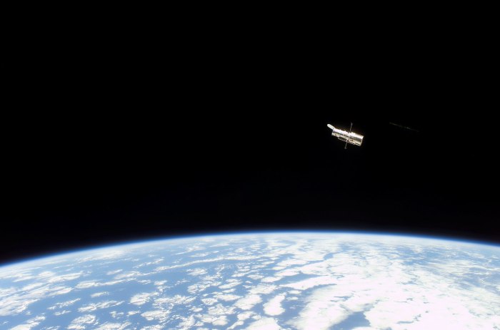 Хаббловский космический телескоп
