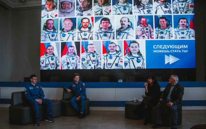 Космонавты выпускники МАИ
