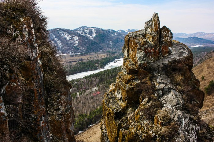 Даховская скала чертов палец