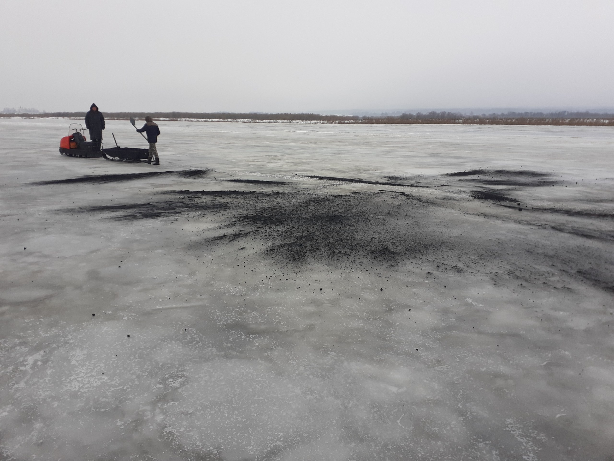 Погода воже. Озеро Воже рыбалка. Озеро Воже мост. Озеро Воже 2019. Озеро Воже база МЧС.