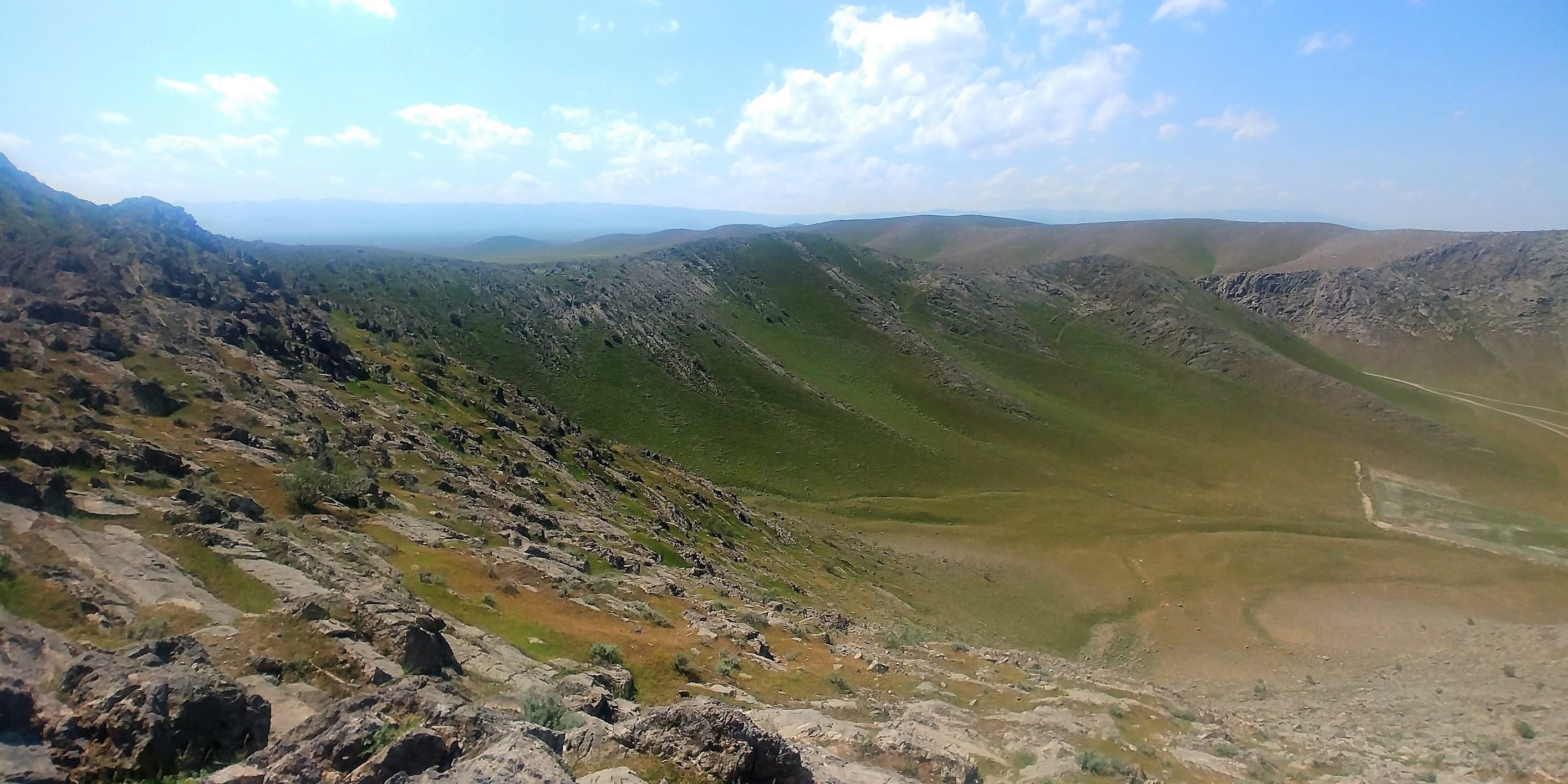 Тузкан озеро в узбекистане. Джизак Тузкан. Айдаркуль Узбекистан.