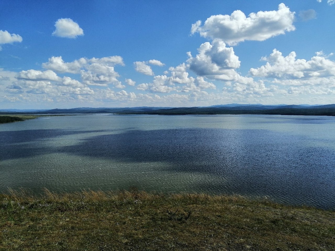 Глубина озера виштинец. Озеро большой Берчикуль. Берчикуль озеро Кемеровская. Тисуль озеро Берчикуль. Озеро большой Берчикуль Кемеровская область.
