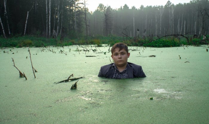 Игорь Назаров фотосессия в болоте