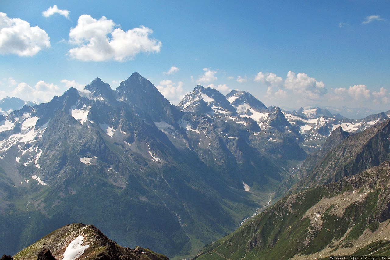 Сколько километров кавказские горы. Нахар гора Кавказ. Вершина Архыз. Горные вершины Архыз. Вершина горы Кавказ.