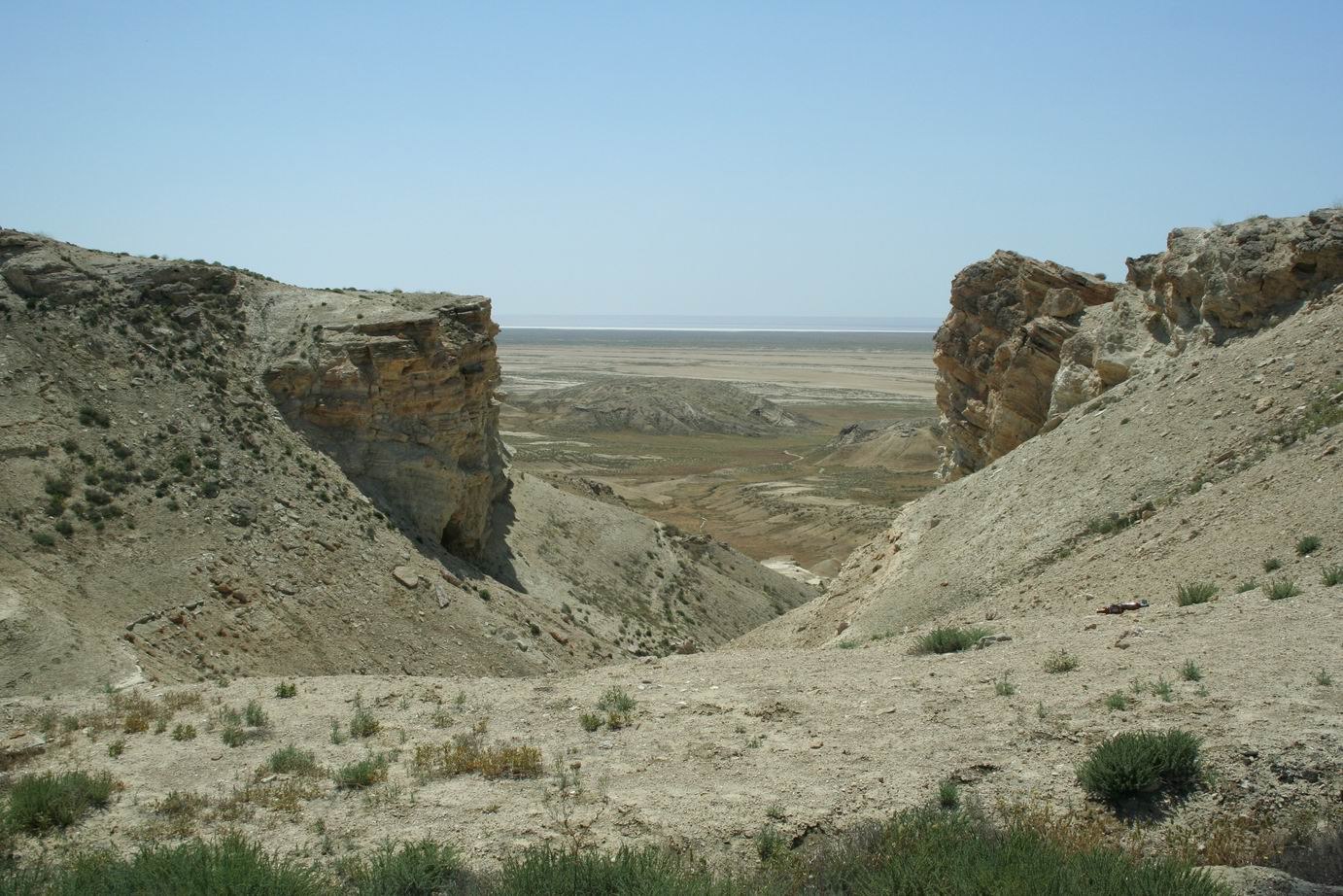 Впадина карагие. Впадина Карагие Казахстан. Впадина Карагие Актау. Впадина Гхор.