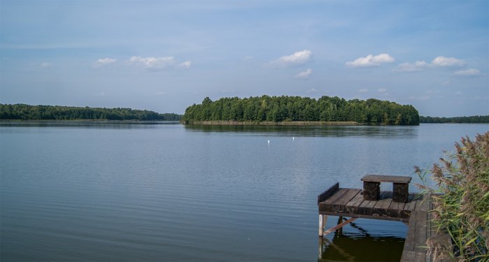 Караканский Бор мраморное озеро