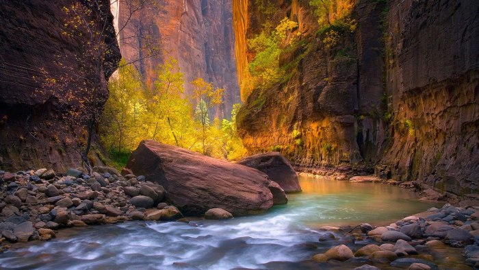 Водопад в пещере