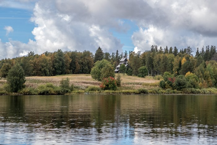 Озеро Водлозеро Карелия