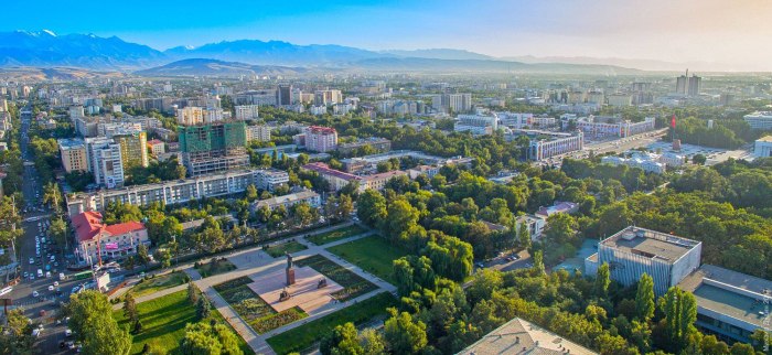 Площадь Победы Бишкек