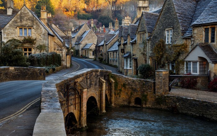 Castle Combe, Уилтшир, Англия