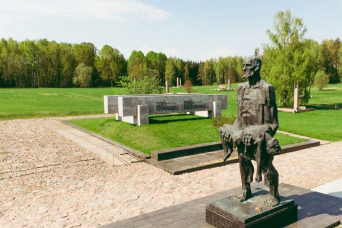 Беларусь Хатынь памятник