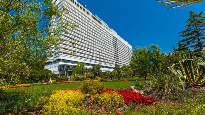 Grand Hotel Zhemchuzhina (Гранд отель Жемчужина) 4*