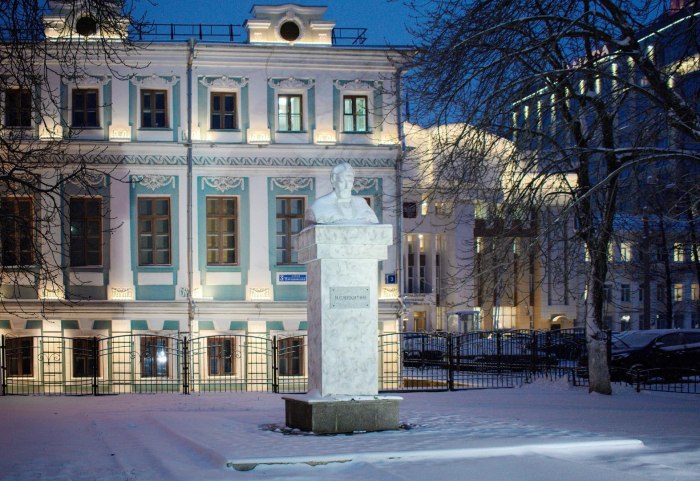 Поэма кулак Никитина