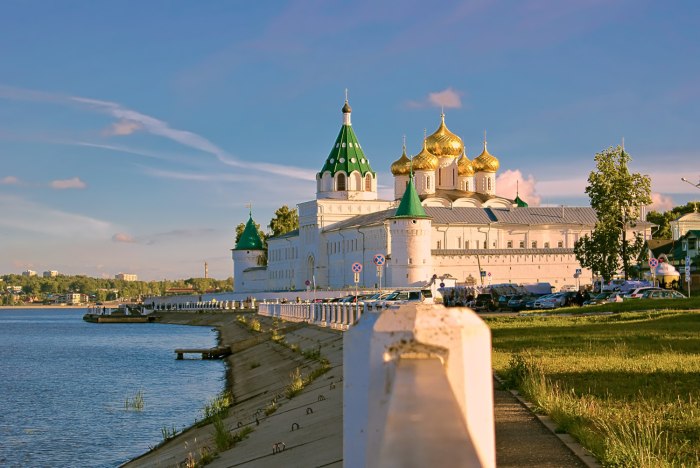 Автобусный тур Кострома