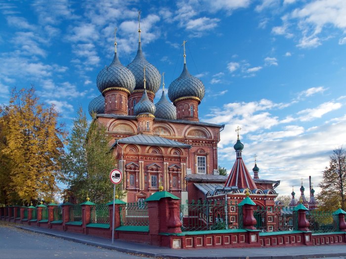 Церковь на Дебре Кострома