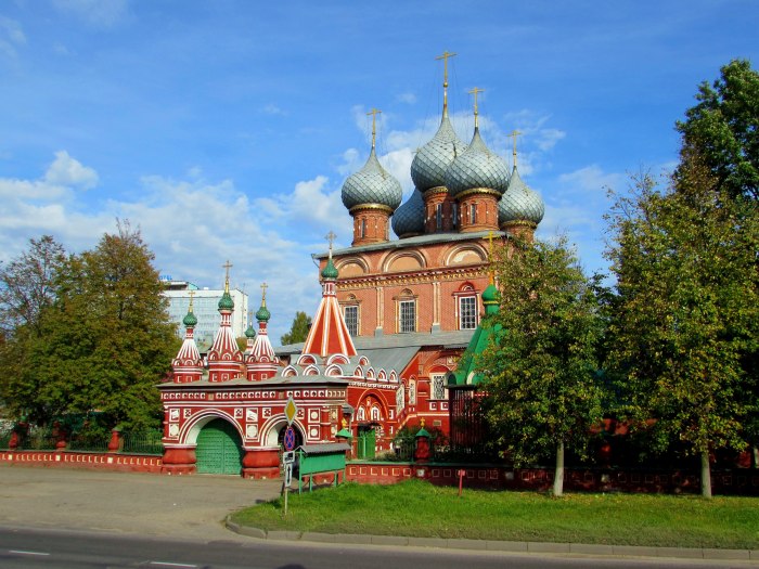 Церковь Воскресения на Дебре Кострома