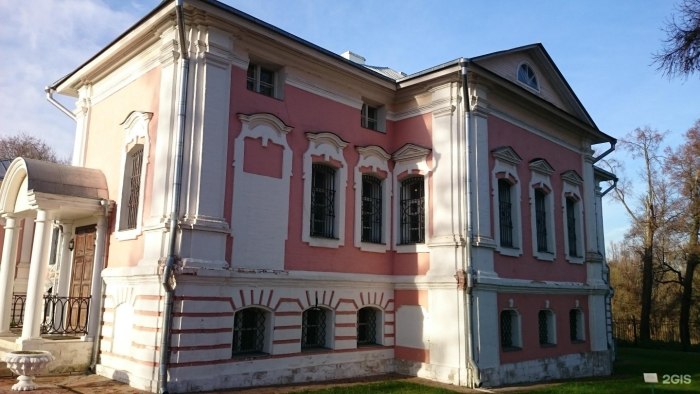 Памятник Антону Павловичу Чехову Серпухов