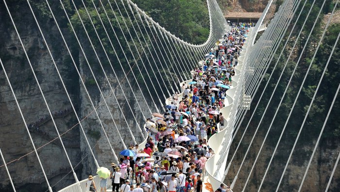 Мост Huangtengxia Tianmen