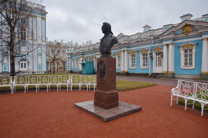 Памятник Растрелли в Царском селе