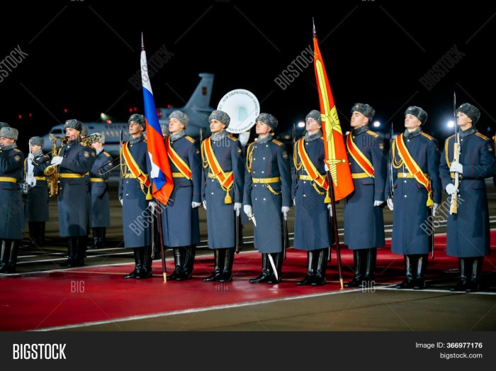 Лавров в джинсах в Монголии