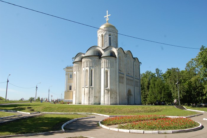 Дмитриевский собор во Владимире