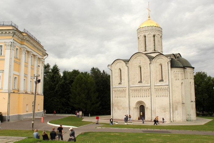 Дмитриевский собор храм