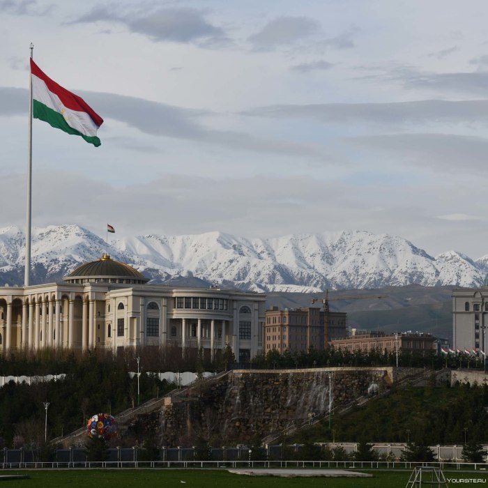 Парк Рудаки в Душанбе