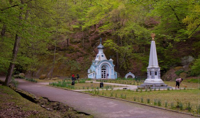 Иверская часовня горячий ключ