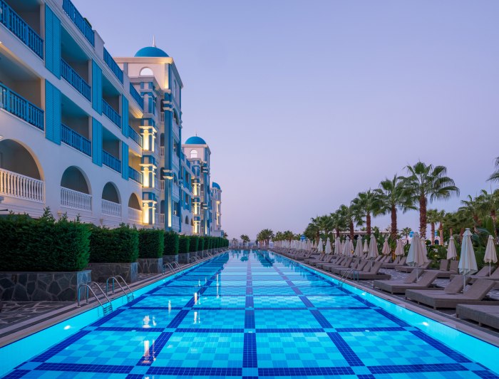 Rubi Platinum Spa Resort & Suites 5* площадь