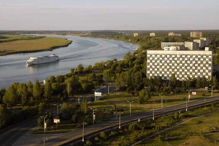 Дубна город
