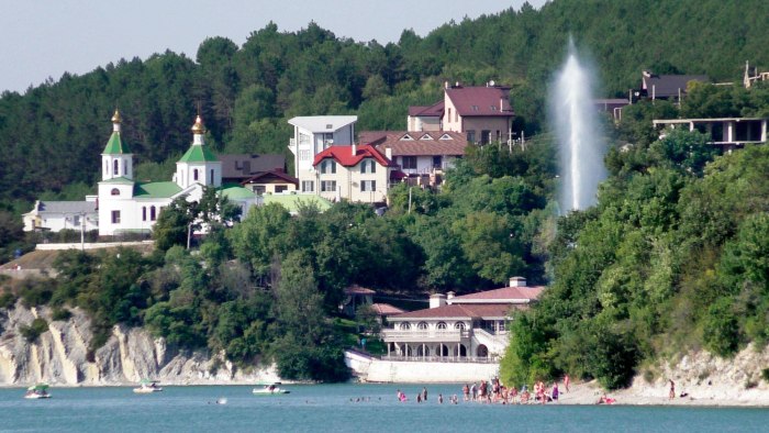 Поселок Абрау Дюрсо Краснодарский край