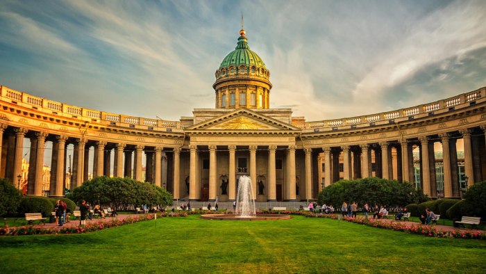 Казанский собор панорама