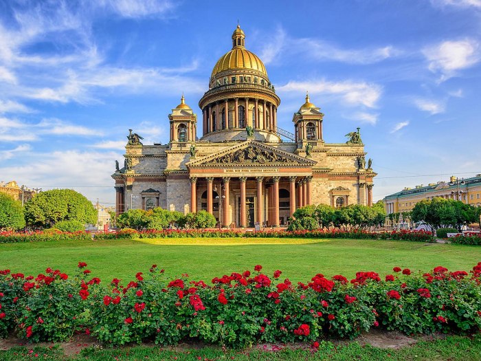 Исаакиевский собор в Санкт-Петербурге