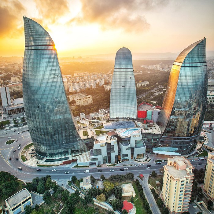 Флейм Тауэрс Баку