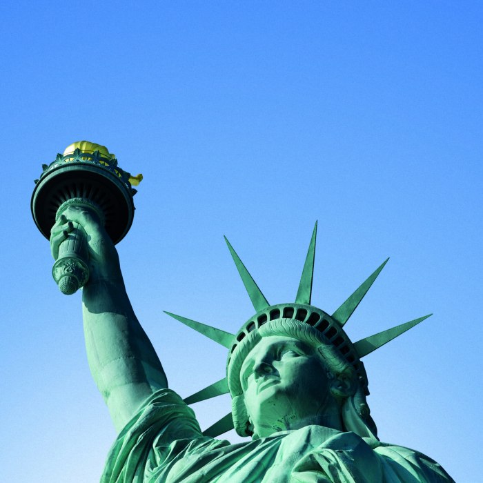 Ресторан в статуе свободы США