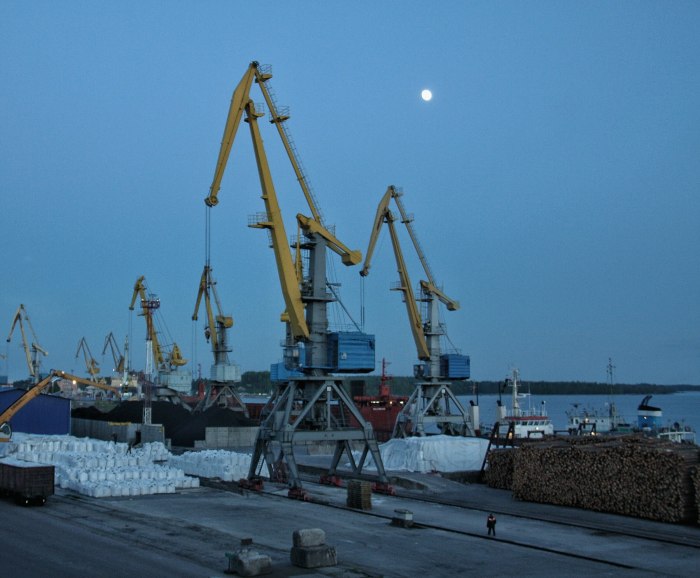 Морской порт Выборг