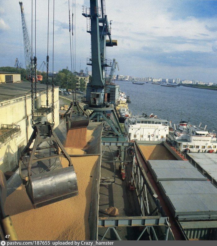 Южный порт Москва