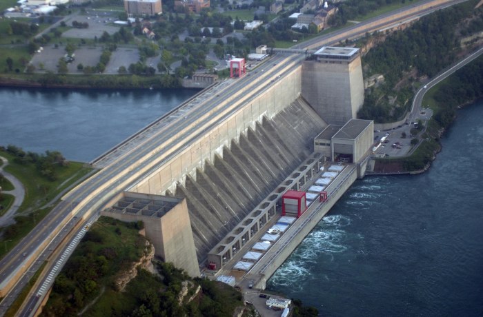 Hydroelectric Power Plant first чб