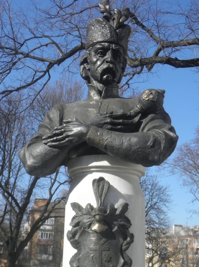 Памятник Мазепе в Бендерах