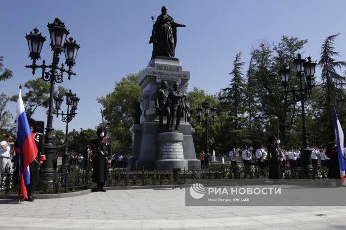 В Крыму есть памятник Екатерине
