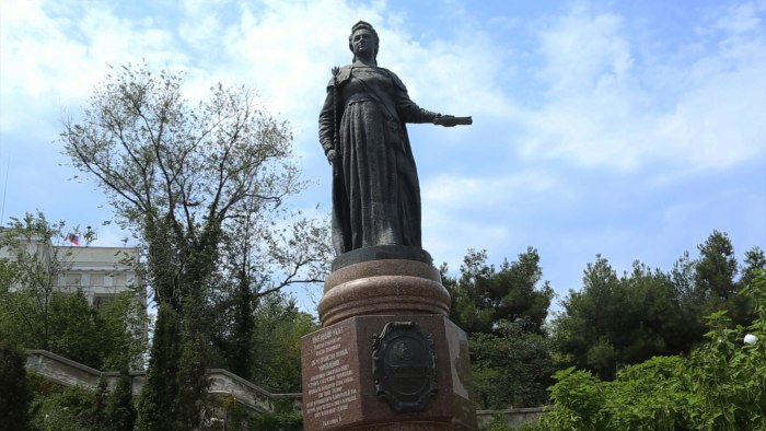 Памятник Екатерине в Севастополе