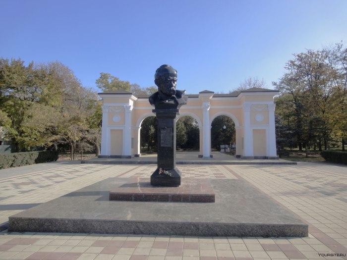 Сквер имени Шевченко Севастополь