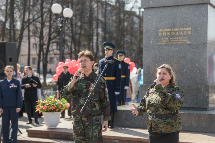 Памятник Константина Иванова Чебоксары